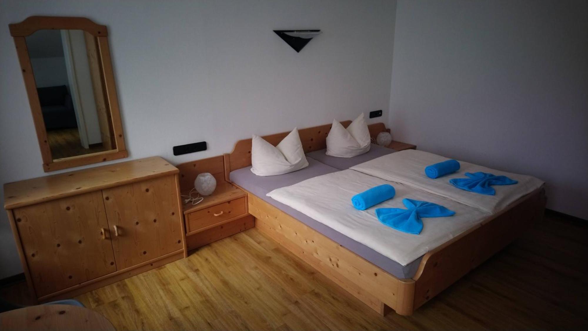 Hotel Waldhaus Romhild Esterno foto
