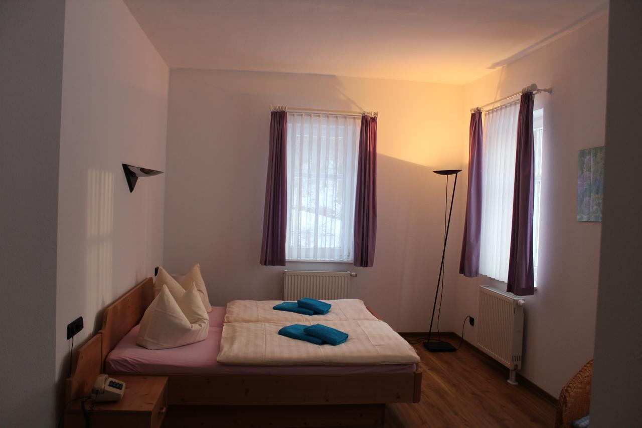Hotel Waldhaus Romhild Esterno foto